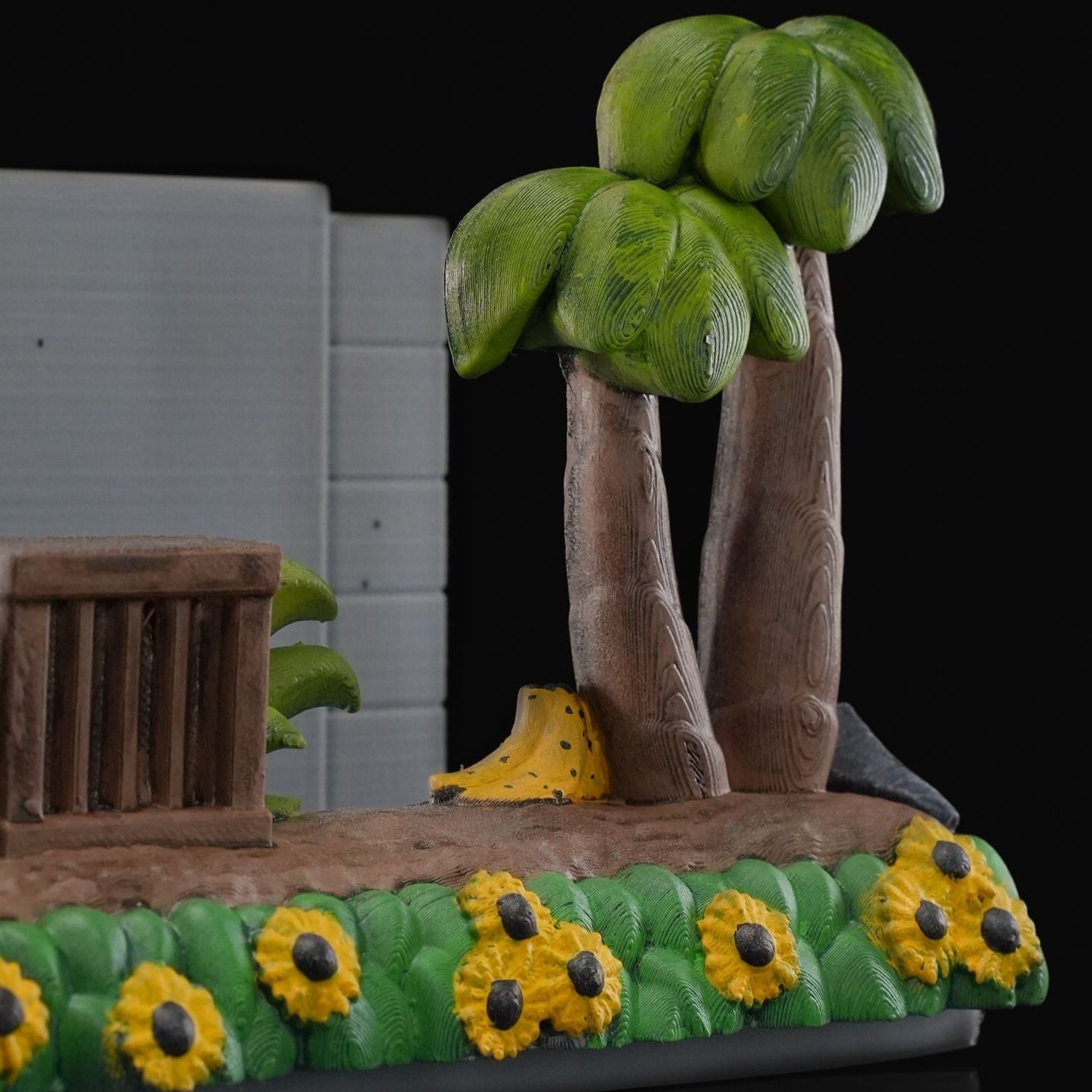 Heady Prints 3D printed Adventure console holder palm tree detail, desk accessory