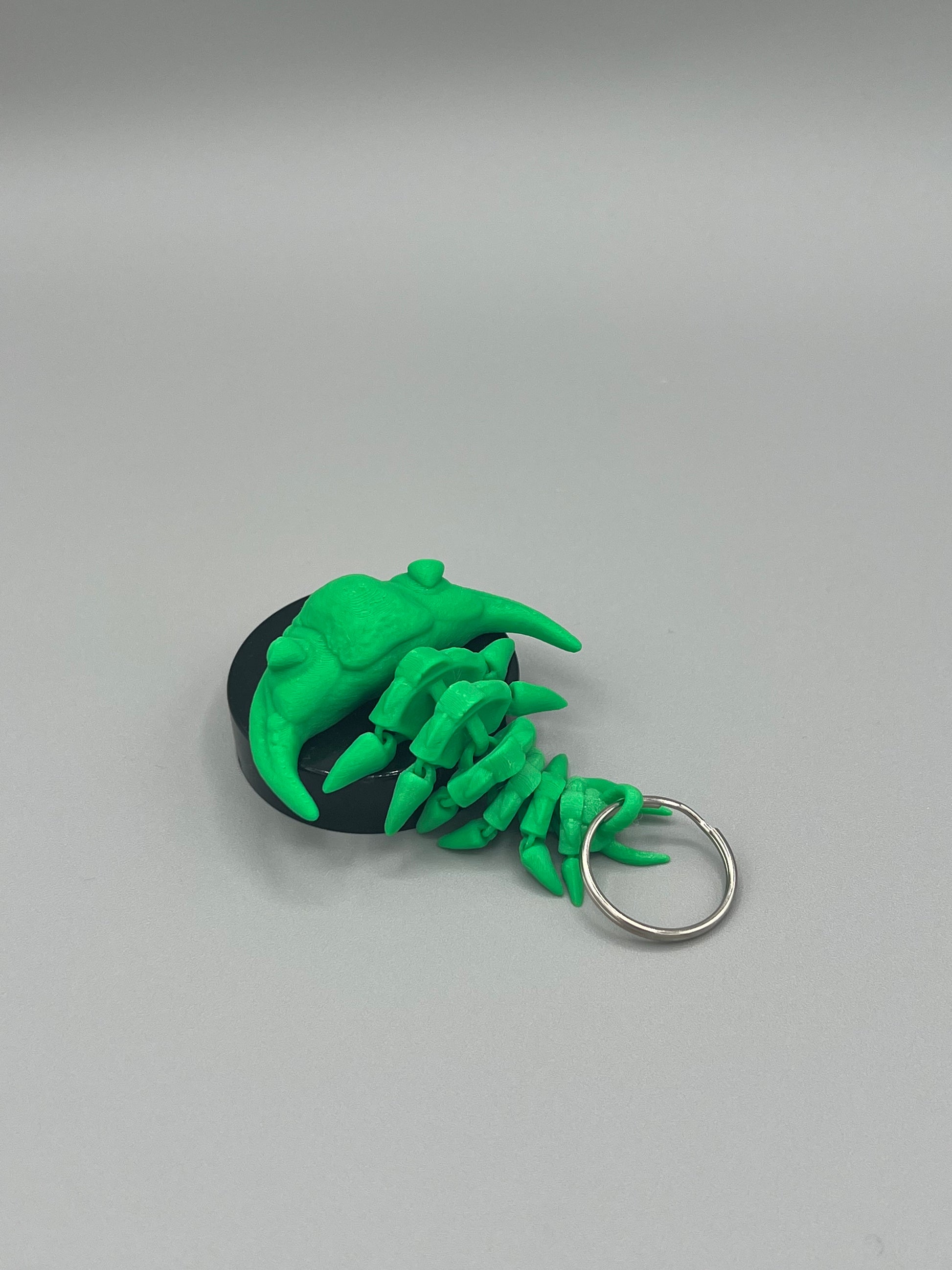 Heady Prints 3D printed green Brazilian Kobra, side view
