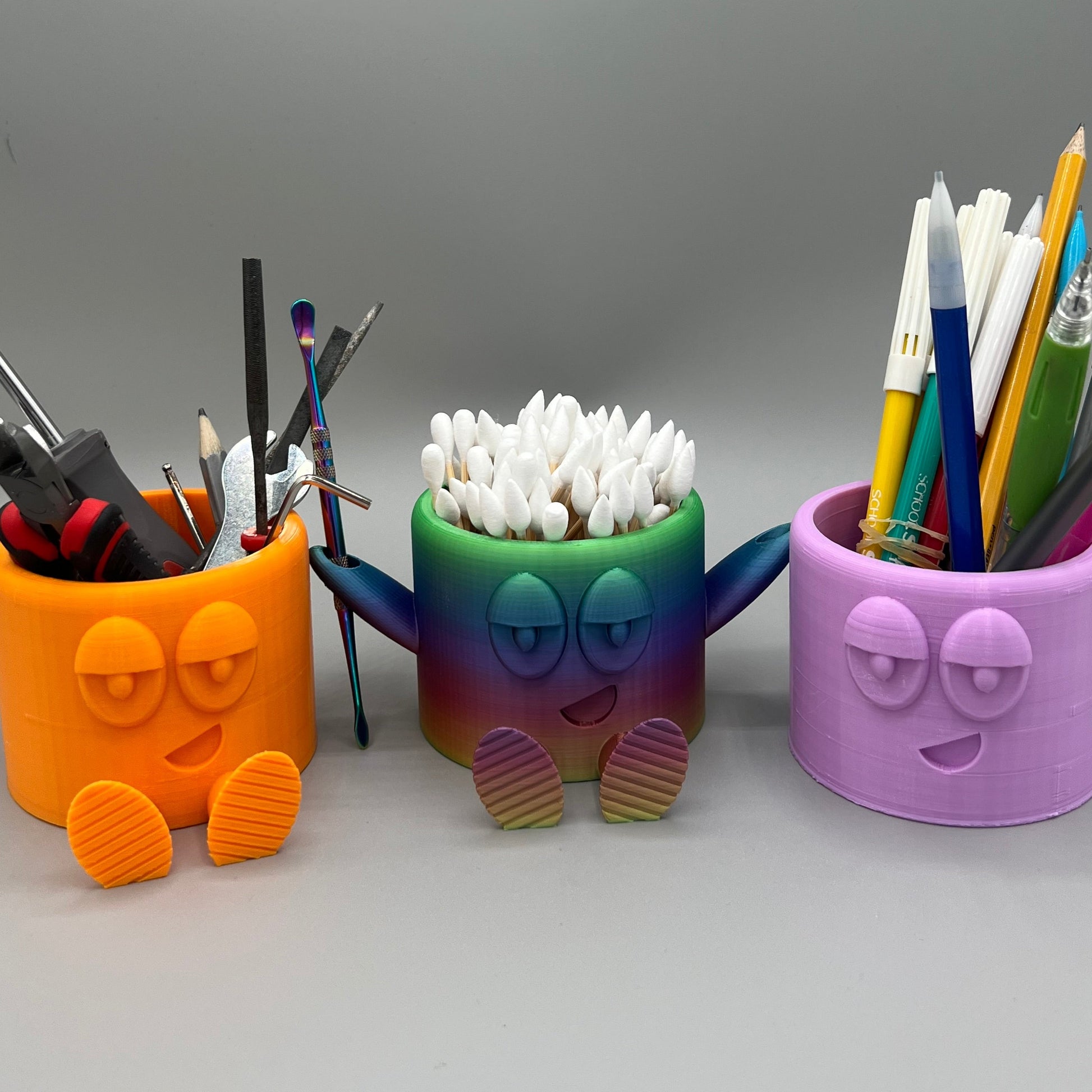 Heady Prints 3D printed multicolor chill buddy, with pens