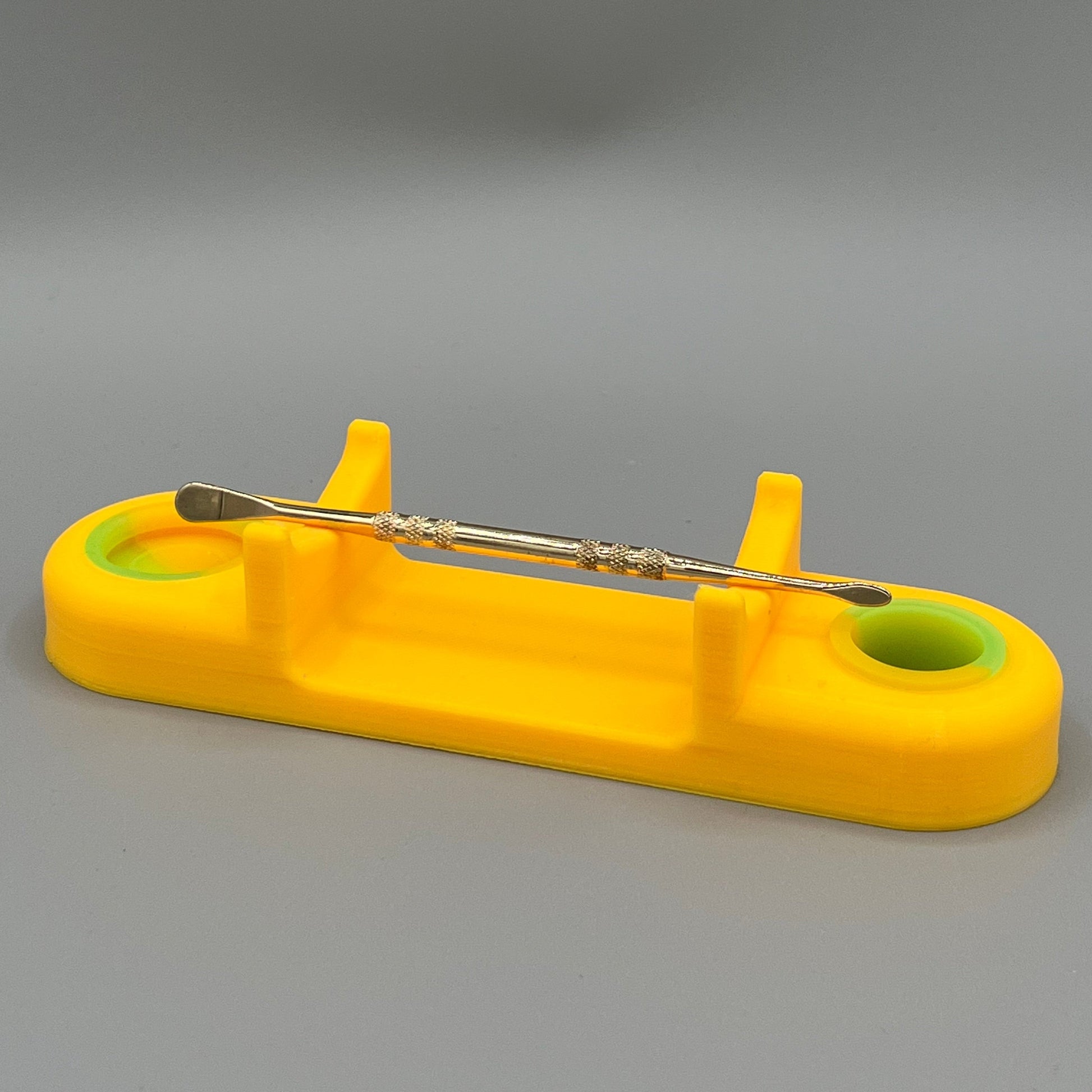 Heady Prints 3D printed yellow concentrate catcher, with tool