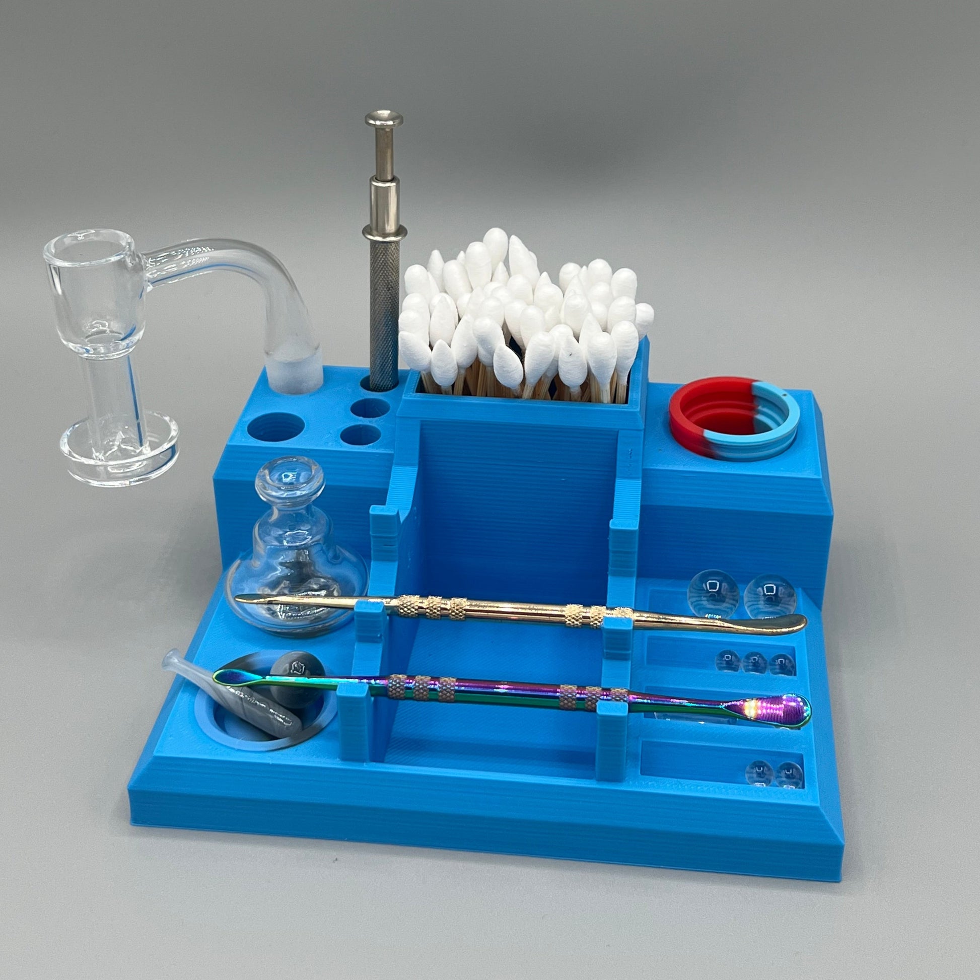 Heady Prints 3D printed blue concentrate station, side view