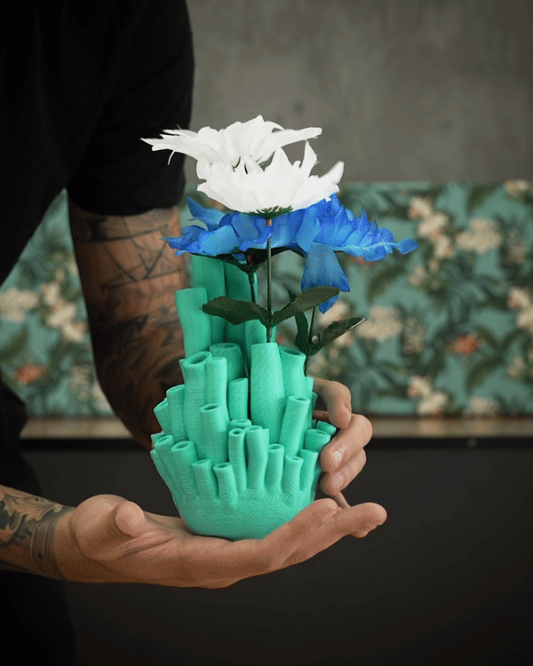 Heady Prints 3D printed pink and teal coral vase, animated