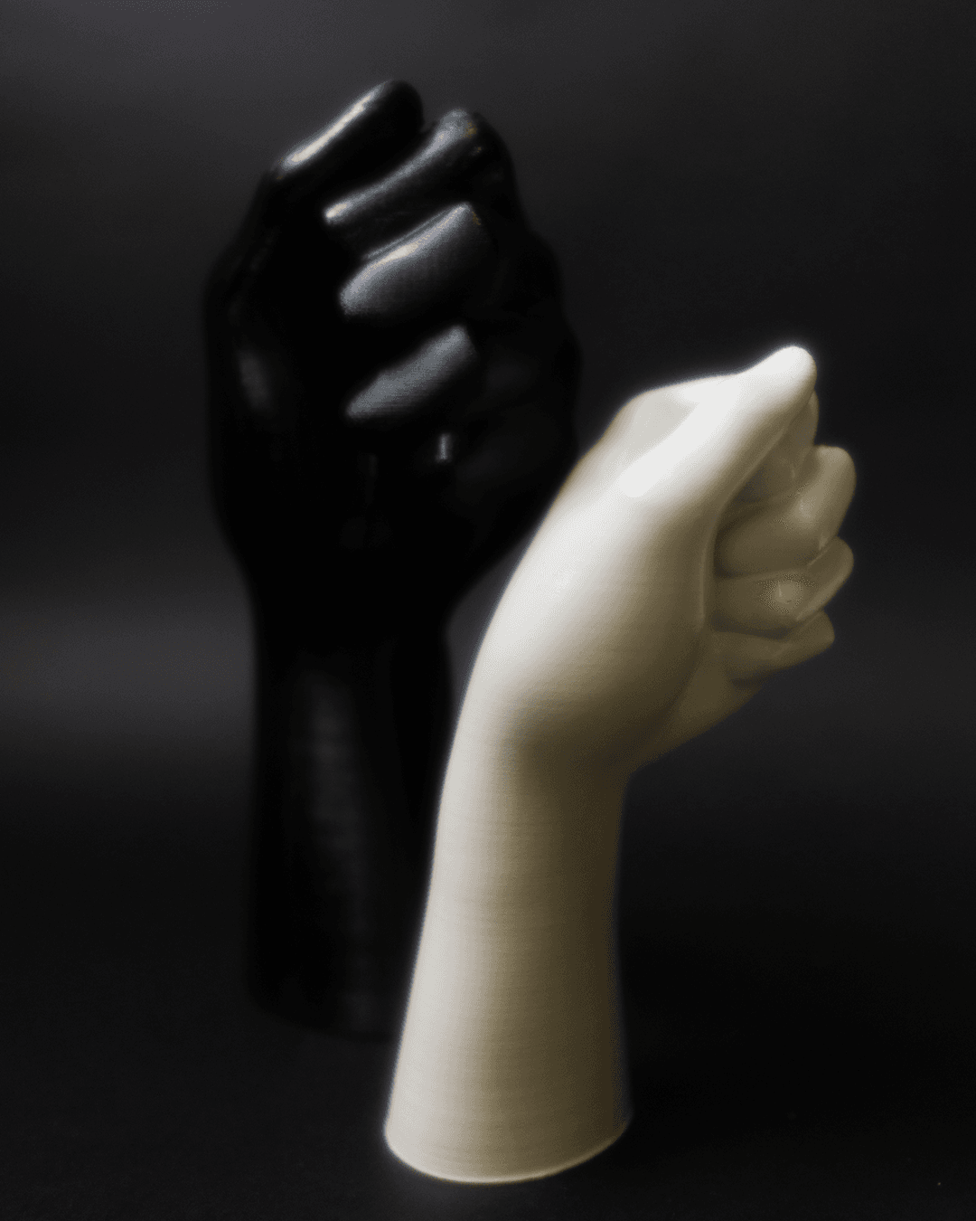 Heady Prints 3D printed white hand-shaped flower vase close-up, home accent decor