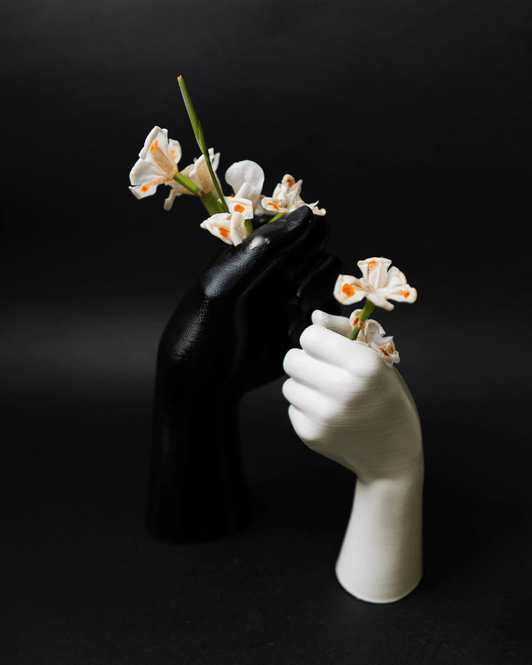 Heady Prints 3D printed white hand-shaped flower vase with dried flowers, lifestyle shot