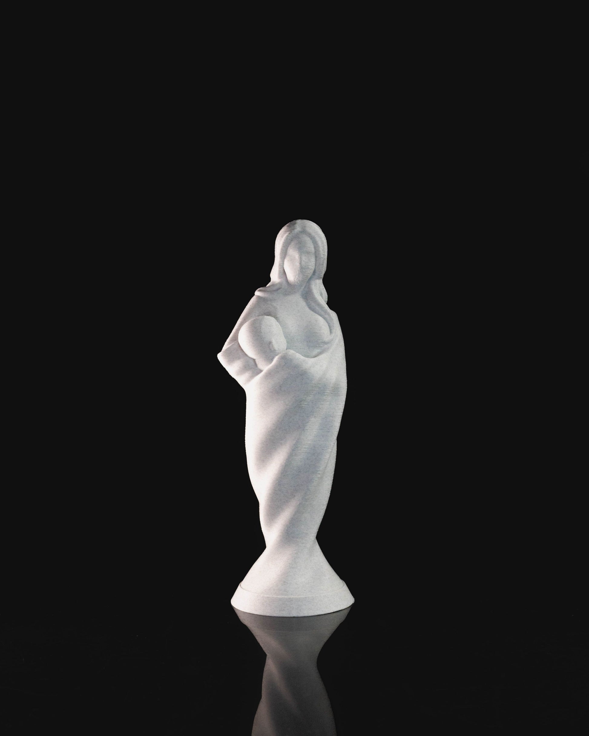 Heady Prints 3D printed white mother and child statue, close-up detail
