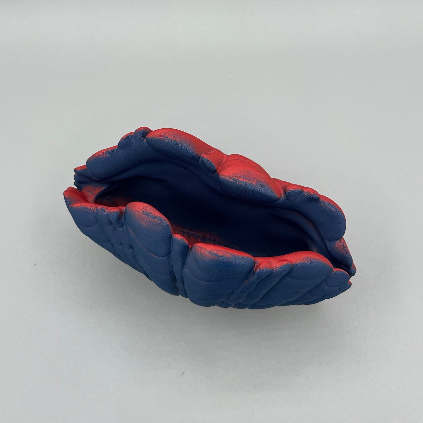 Heady Prints 3D printed blue shell vase, side view